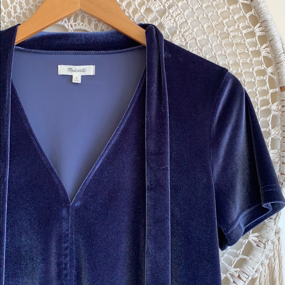 NWOT Madewell Blue Velvet Blouse tee. M
